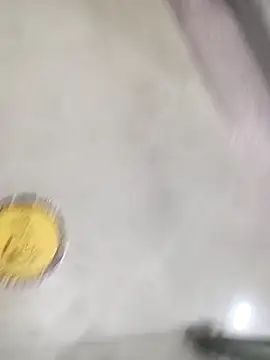 Carriata larry online show from 12-21-25, 05:42