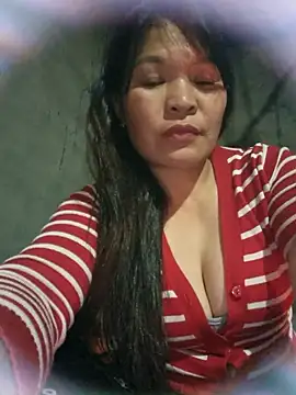 Snapshot of chipu06 chatting on 03-13-26, 11:15 chipu06 online show from 03-13-26, 11:15