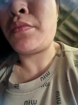 Snapshot of chipu06 chatting on 03-24-26, 04:56 chipu06 online show from 03-24-26, 04:56