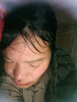 Snapshot of chipu06 chatting on 03-19-26, 02:39 chipu06 online show from 03-19-26, 02:39