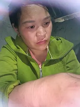 Snapshot of chipu06 chatting on 03-21-26, 09:36 chipu06 online show from 03-21-26, 09:36