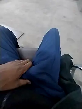 loVbRo1 online show from 11-05-25, 02:25