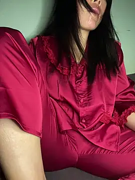 Snapshot of Winny-sexy chatting on 03-20-26, 01:45 Winny-sexy online show from 03-20-26, 01:45