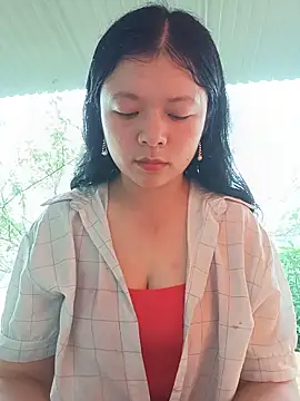 lisa-bae00 online show from 06-16-26, 02:00