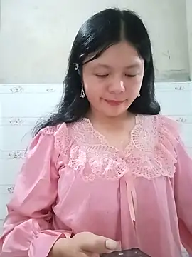 lisa-bae00 online show from 06-15-26, 01:00