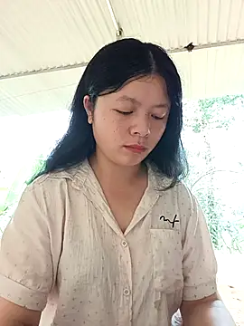 lisa-bae00 online show from 07-15-26, 12:50