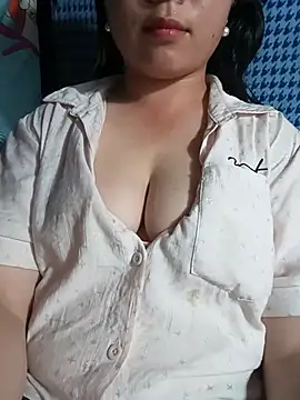 lisa-bae00 online show from 06-02-26, 12:27