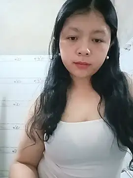 lisa-bae00 online show from 05-25-26, 11:58