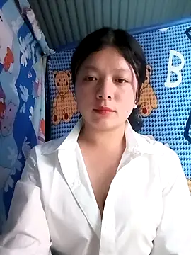 lisa-bae00 online show from 04-13-26, 02:43