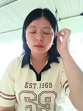 lisa-bae00 online show from 04-11-26, 03:25