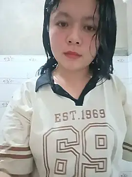 lisa-bae00 online show from 07-04-26, 03:16