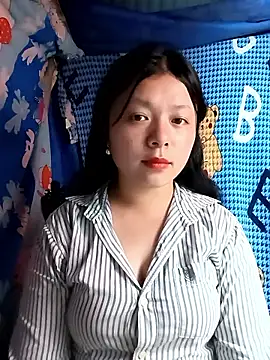 lisa-bae00 online show from 03-22-26, 12:29