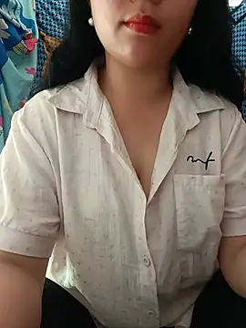 lisa-bae00 online show from 06-01-26, 12:44