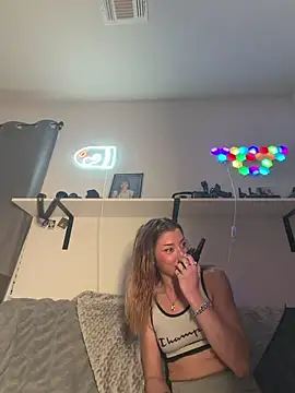 babygirlxchlo online show from 11-20-25, 09:10