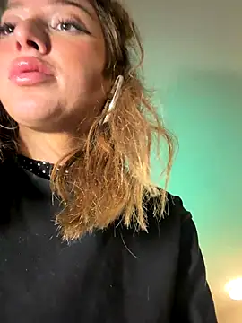 babygirlxchlo online show from 11-02-25, 10:53