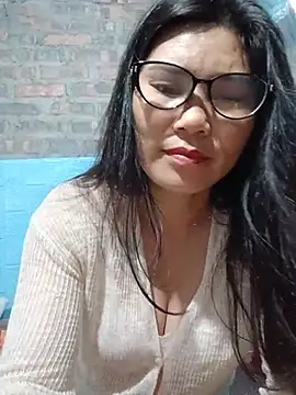 Snapshot of Bear_bear0 chatting on 05-29-26, 10:38 Bear bear0 online show from 05-29-26, 10:38