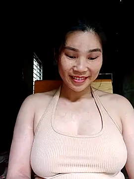 Snapshot of Bear_bear0 chatting on 04-24-26, 01:18 Bear bear0 online show from 04-24-26, 01:18