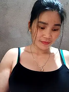 Snapshot of Bear_bear0 chatting on 04-27-26, 04:54 Bear bear0 online show from 04-27-26, 04:54