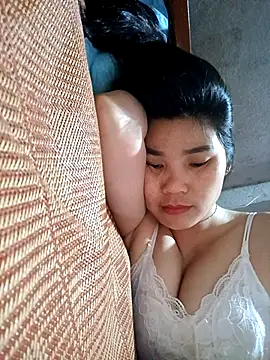 Snapshot of Bear_bear0 chatting on 04-26-26, 01:47 Bear bear0 online show from 04-26-26, 01:47