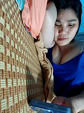 Snapshot of Bear_bear0 chatting on 04-28-26, 03:49 Bear bear0 online show from 04-28-26, 03:49