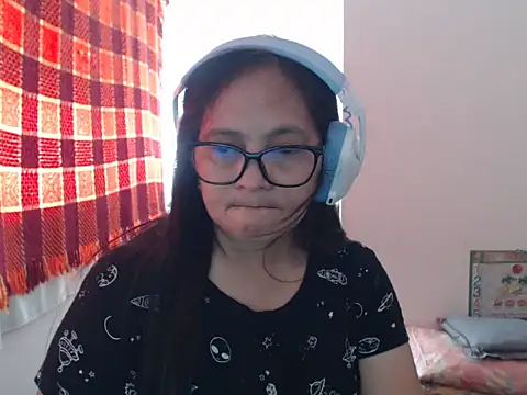Kinkybela2025 online show from 05-06-26, 12:47