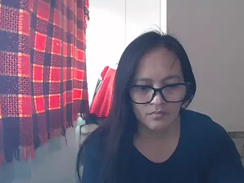 Kinkybela2025 online show from 04-19-26, 01:28
