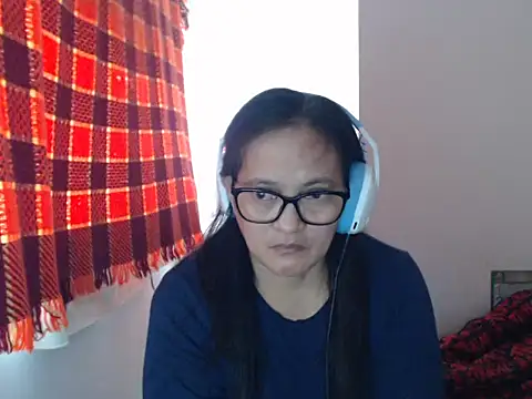 Kinkybela2025 online show from 05-15-26, 11:03
