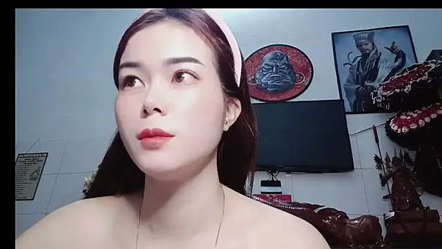 Family-Lovee online show from 03-20-26, 07:15