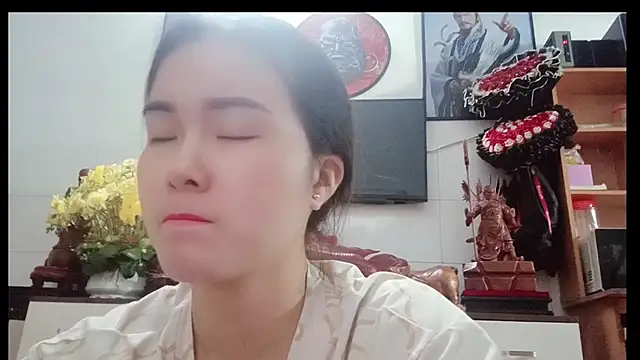 Family-Lovee online show from 01-18-26, 02:31