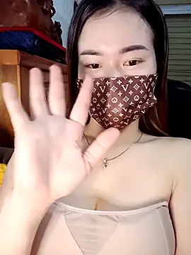 Family-Lovee online show from 11-16-25, 06:23