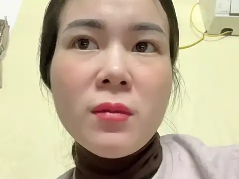 Family-Lovee online show from 11-20-25, 10:27