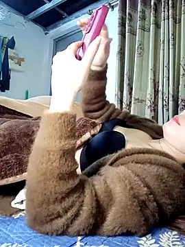 Family-Lovee online show from 12-15-25, 03:45