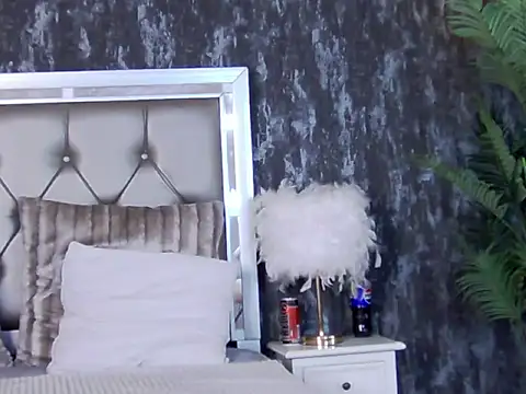 KendraNoir online show from 11-08-25, 05:55