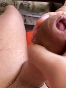 iCum uCum online show from 04-05-26, 11:17