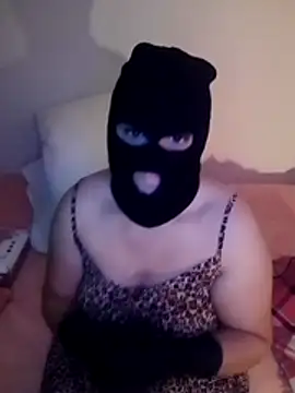 portuguesacasada online show from 11-23-25, 03:22