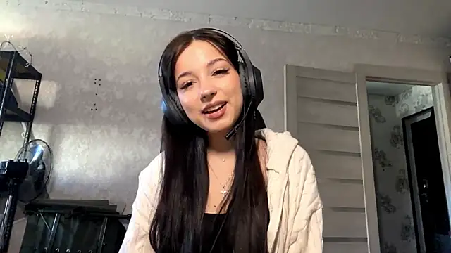 Snapshot of TashiaCassln chatting on 10-21-25, 06:24 TashiaCassln online show from 10-21-25, 06:24