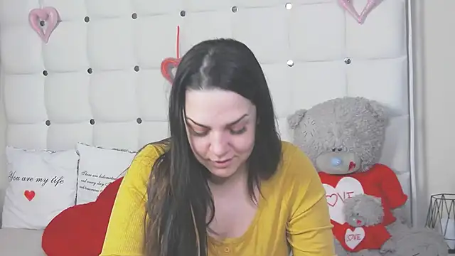 Snapshot of AlsouKass chatting on 04-17-26, 07:44 AlsouKass online show from 04-17-26, 07:44