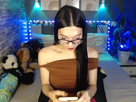 Snapshot of HotNathalie6900 chatting on 04-04-26, 12:01 HotNathalie6900 online show from 04-04-26, 12:01