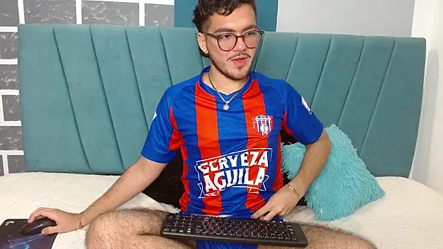 Zac Golden online show from 12-05-25, 12:32