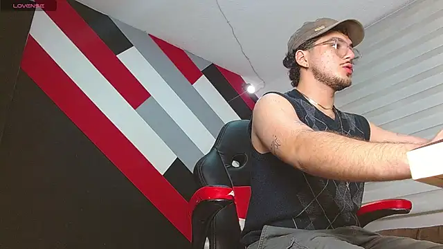 Zac Golden online show from 06-16-26, 12:21