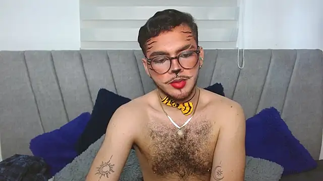 Zac Golden online show from 10-27-25, 02:12