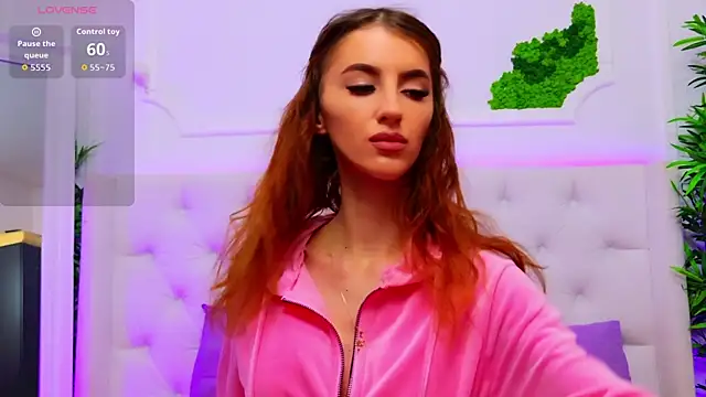 ElisaCharm online show from 12-18-25, 03:55