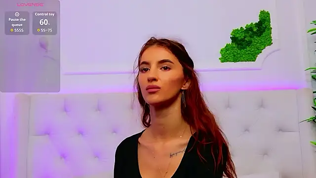 ElisaCharm online show from 02-02-26, 05:28