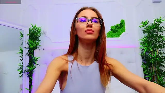 ElisaCharm online show from 11-13-25, 05:11