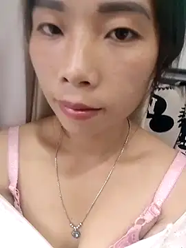 Snapshot of mekaka00 chatting on 10-27-25, 10:16 mekaka00 online show from 10-27-25, 10:16