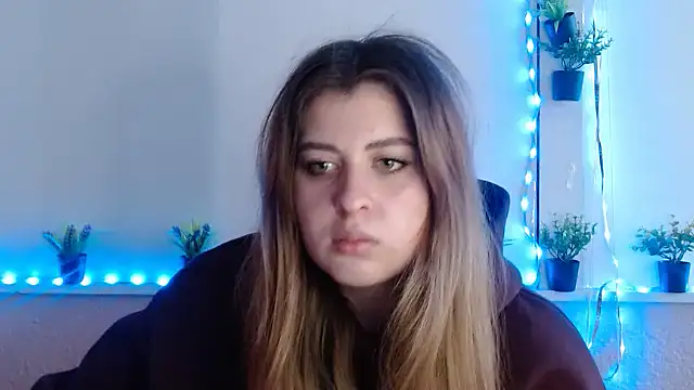 Amber  Glow online show from 10-23-25, 01:10