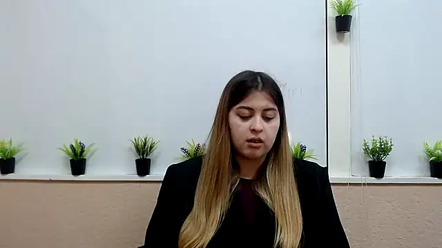 Amber  Glow online show from 10-21-25, 11:31