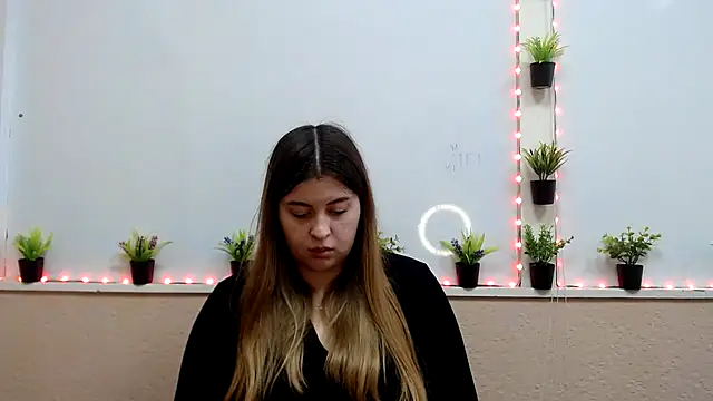 Amber  Glow online show from 10-22-25, 11:09