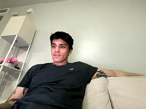 Snapshot of Orlando702@xh chatting on 10-21-25, 11:04 Orlando702xh online show from 10-21-25, 11:04