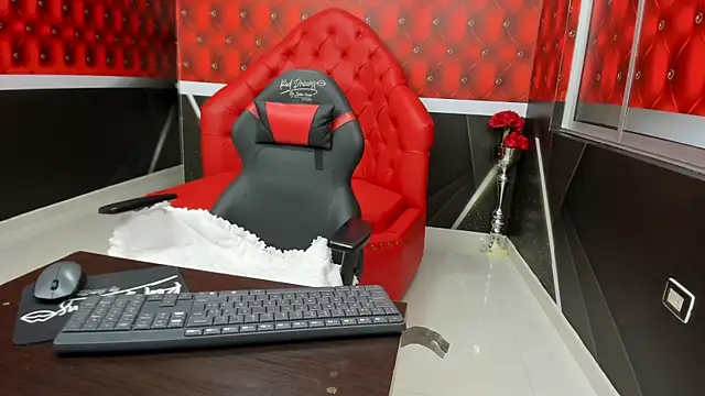 Bianca Millf online show from 11-07-25, 03:11